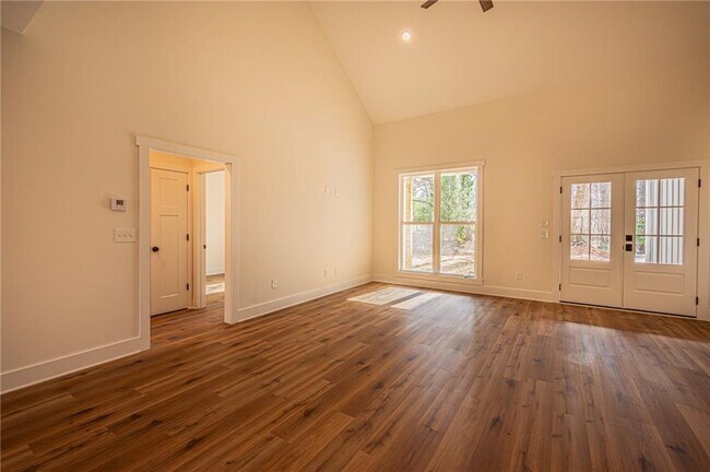 Building Photo - 635 Cane Creek Valley Rd