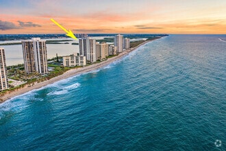 Building Photo - 5420 N Ocean Dr