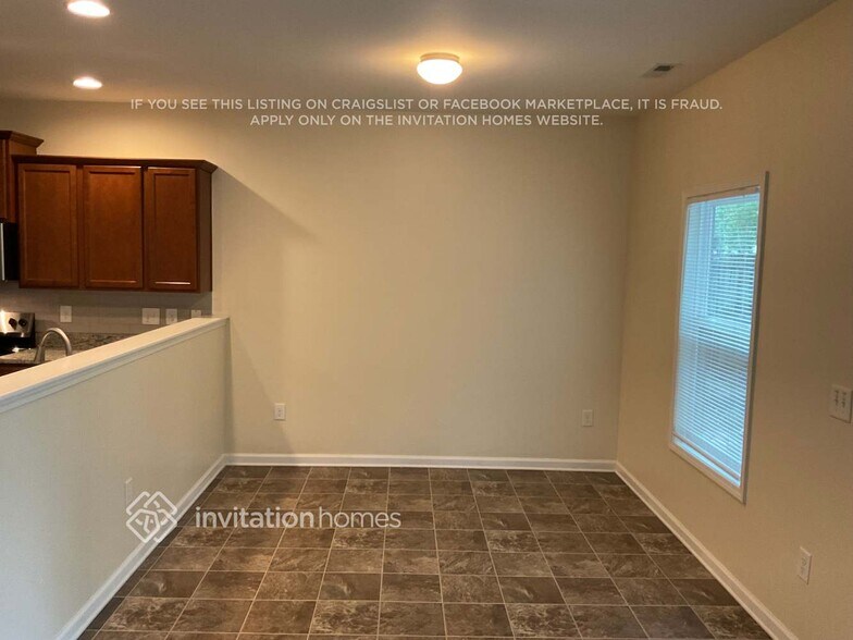 Building Photo - 728 Tannerwell Ave