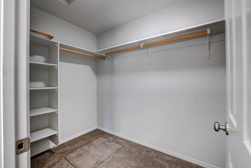 Building Photo - 19570 Nanticoke Ave