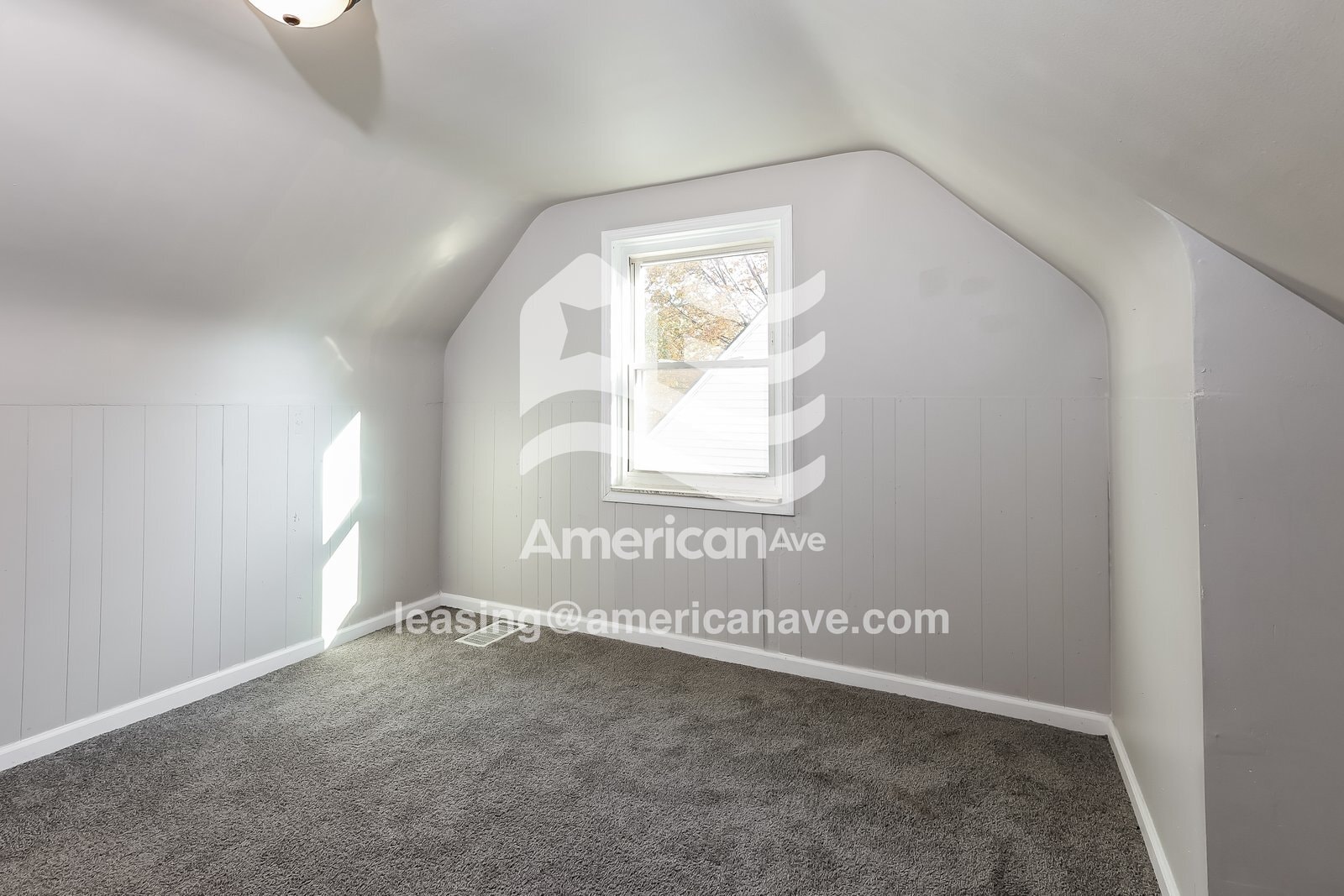 Building Photo - 2062 Champaign Rd