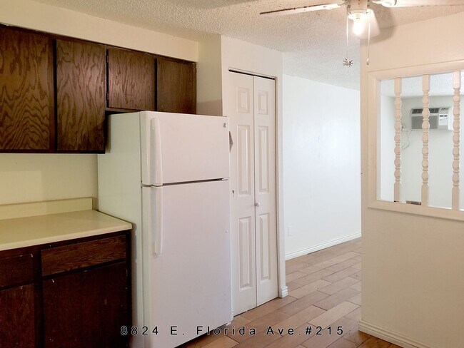 Building Photo - Great location off Leetsdale/Parker and Florida with lots of amenities such as AC, pool, hot tub,...