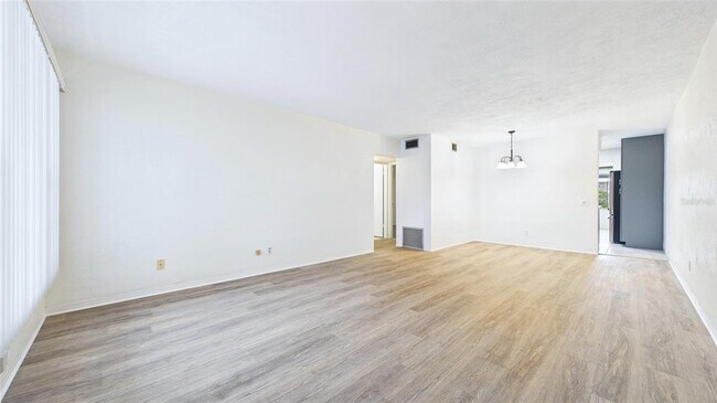 Building Photo - 2454 Australia Way E