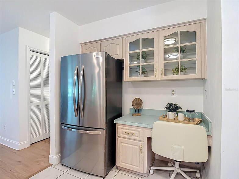 Building Photo - 5344 Lowell Ave