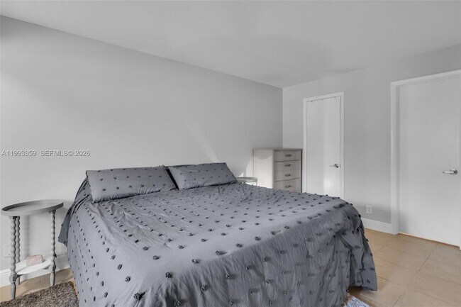 Building Photo - 10001 W Atlantic Blvd