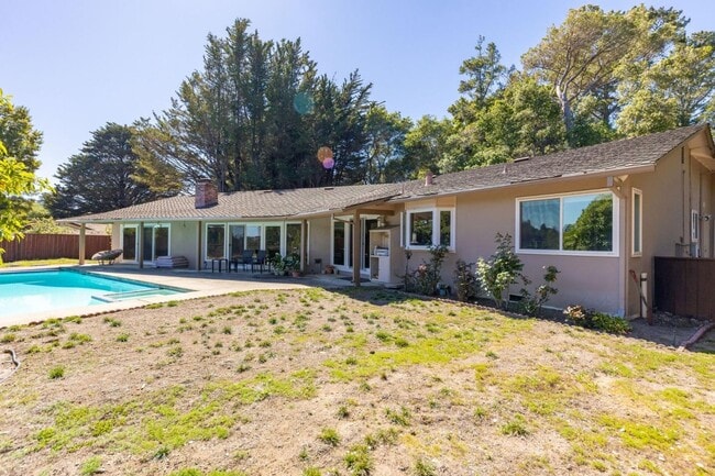 Building Photo - 25 Warmwood Way