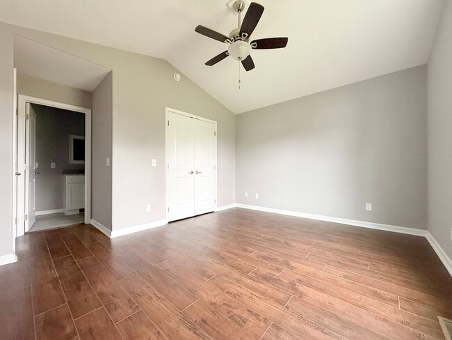 Building Photo - 3-Bedroom Home with Garage and Large Deck in Baxter