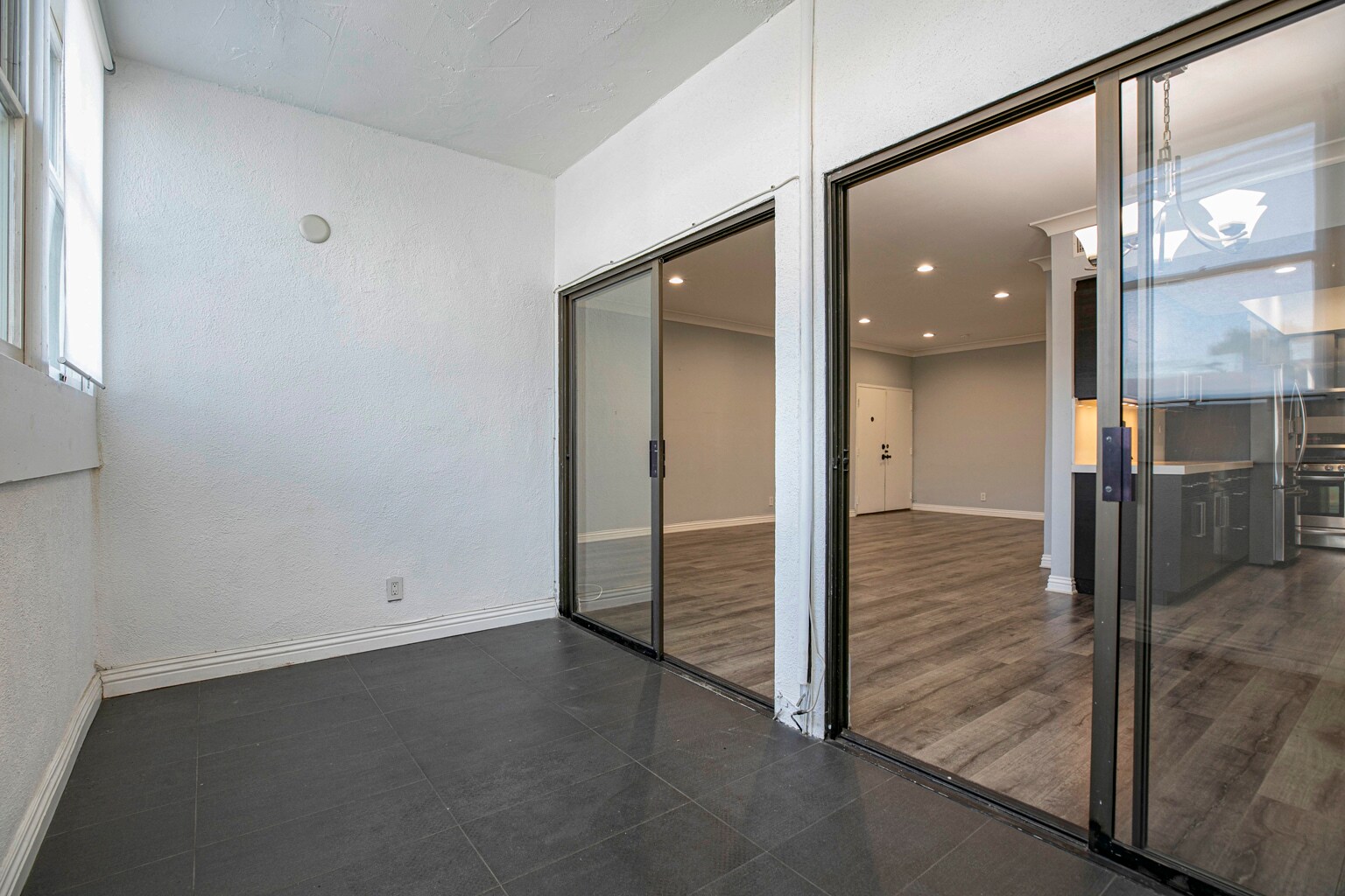 Building Photo - 234 N Kenwood St