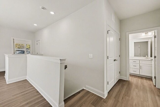 Building Photo - Brand New 4BD/2.5BA Home in Mooresville!