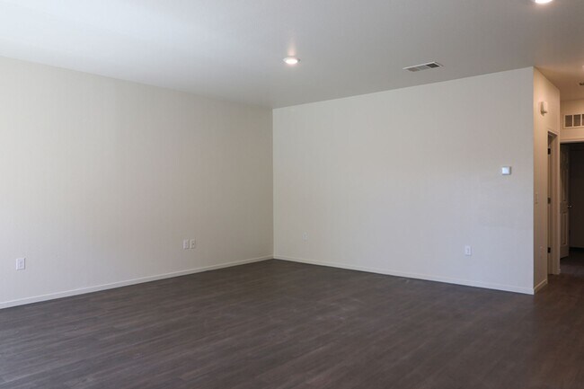 Building Photo - 9628 Nautical Mile Rd