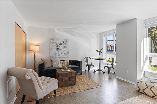 dinning room - 2824 Grand Ave