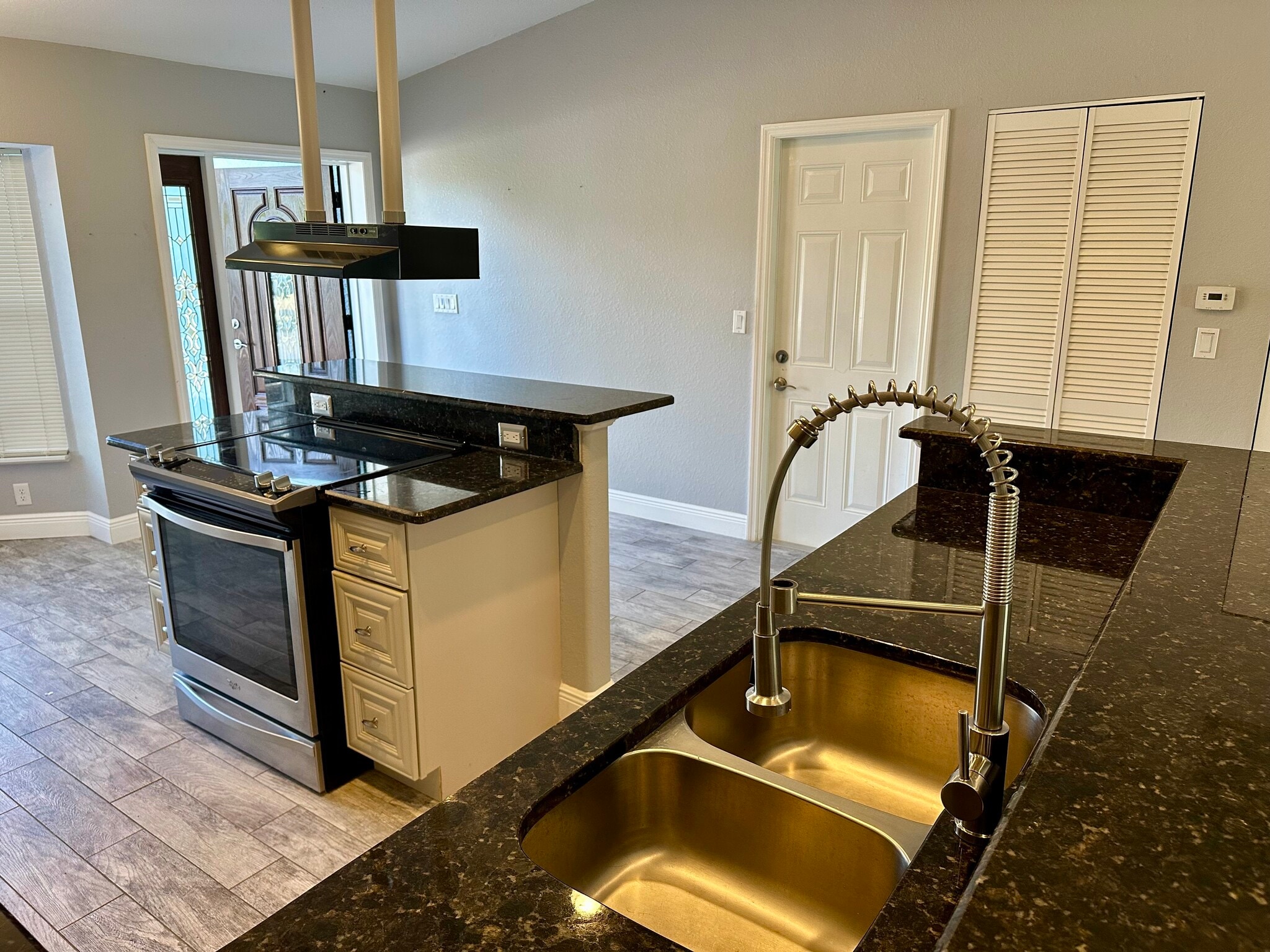 Building Photo - 473 Flamingo Blvd