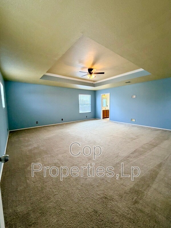 Building Photo - 25526 Gold Yarrow