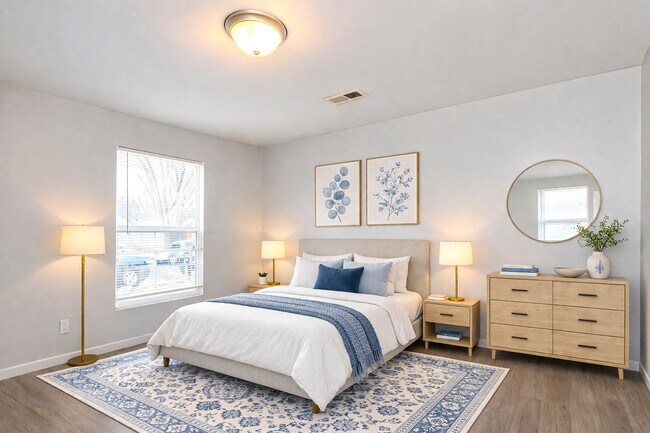 Building Photo - 2133 White Ave