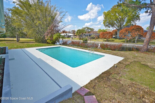 Building Photo - 540 Elliott Dr