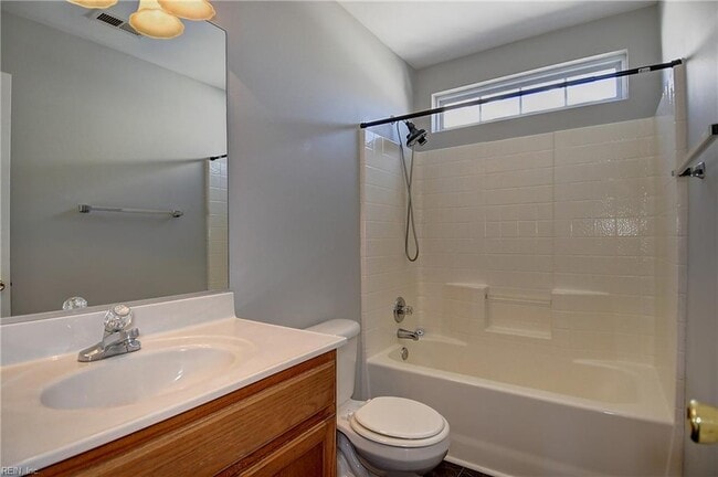 Building Photo - 3504 Fontwell Ct