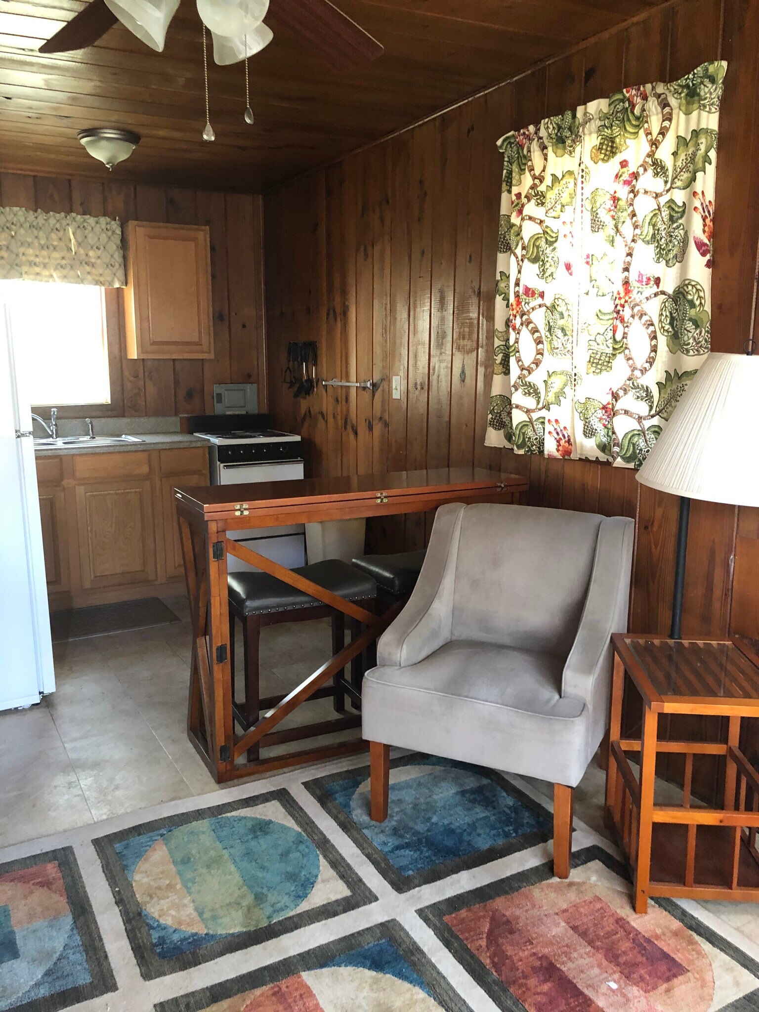 Open concept (comes unfurnished) - 2854 Tindel Camp Rd