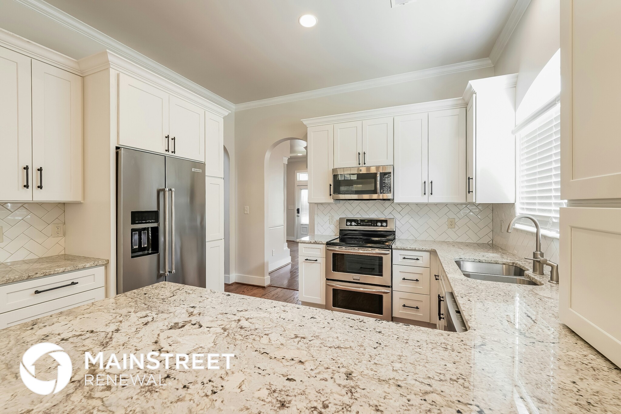 Building Photo - 6229 S Clubview Cir