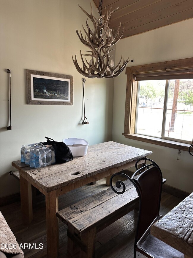 Building Photo - 200 W H Bar Rnch Rd