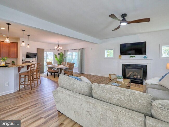 Building Photo - 36628 Dew Way