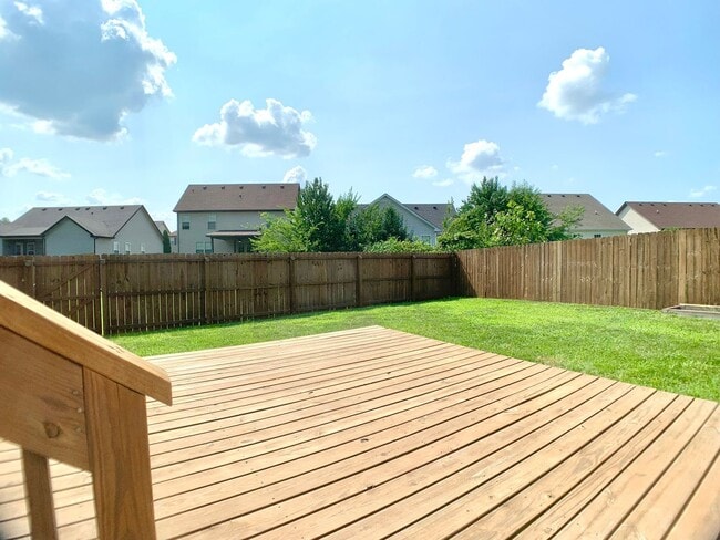 Building Photo - 3734 Silver Fox Ct