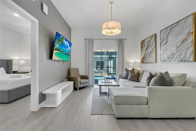 Building Photo - 395 Famagusta Dr