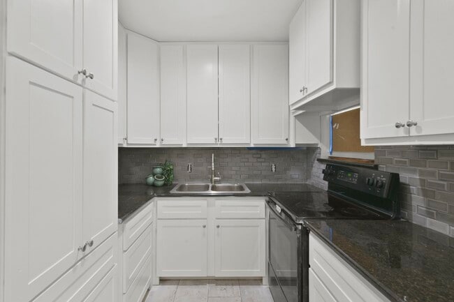 Building Photo - 3123 Deal St