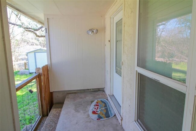 Building Photo - 11705 Cherokee St