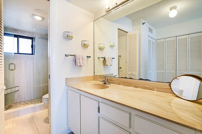Building Photo - 100 Ocean Trail Way