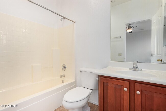 Building Photo - 9130 W Cypress St