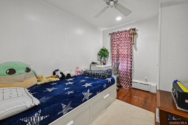 Building Photo - 13 Herbert Ave