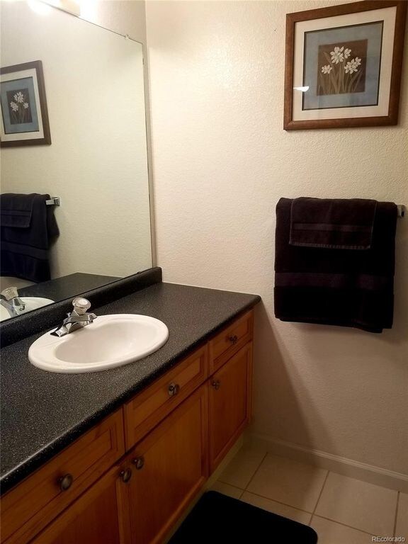 Building Photo - 7394 S Alkire St