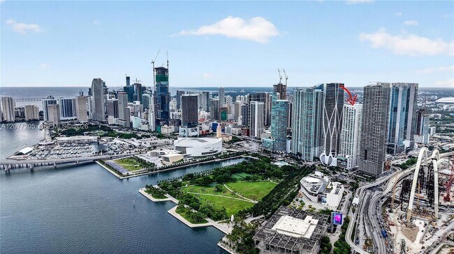Building Photo - 1040 Biscayne Blvd