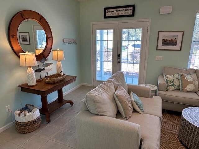 Building Photo - 213 Coronado Pl