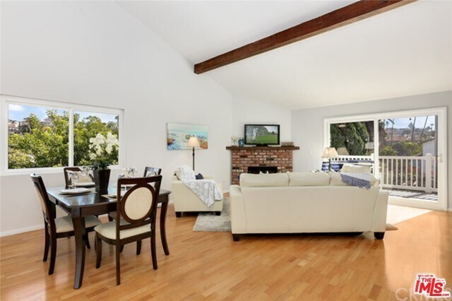 Building Photo - 710 N Guadalupe Ave