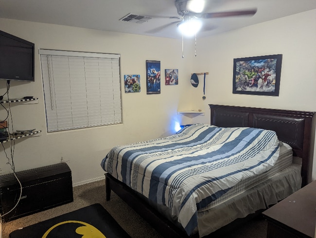 Building Photo - 837 E Gable Ave