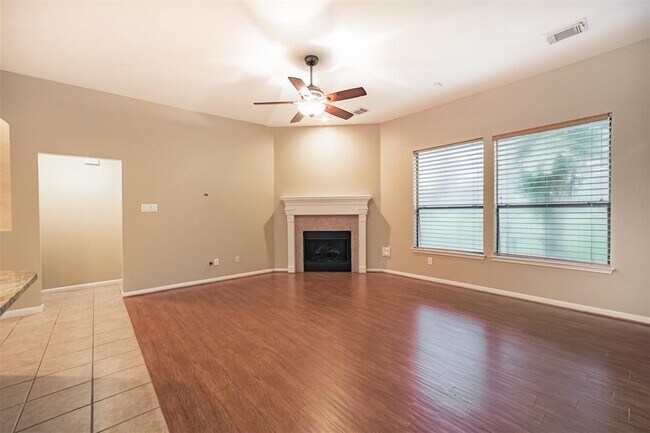 Building Photo - 7726 Trophy Pl Dr