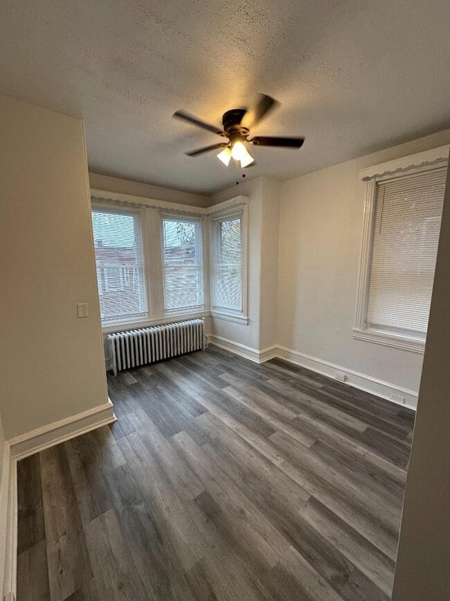 Building Photo - 2449 N 33rd St