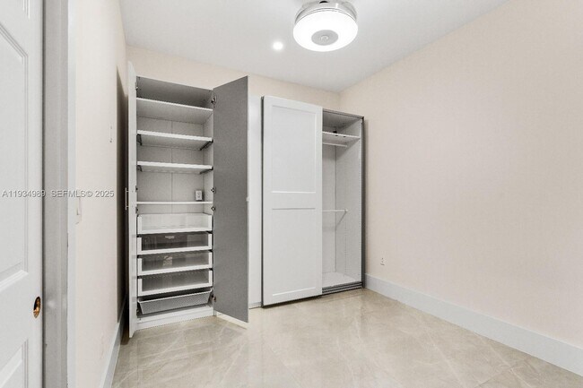 Building Photo - 161XX SW 44th Ln