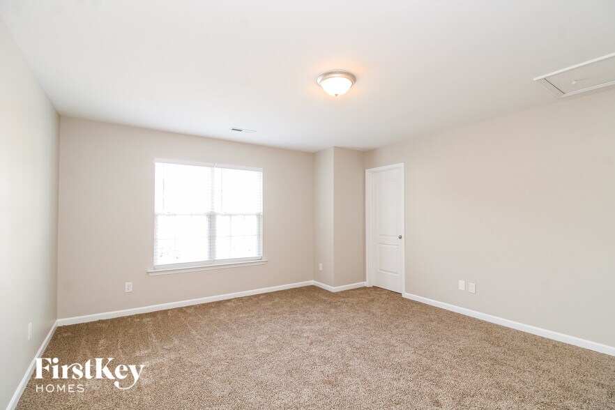 Building Photo - 3702 Single Leaf Cir