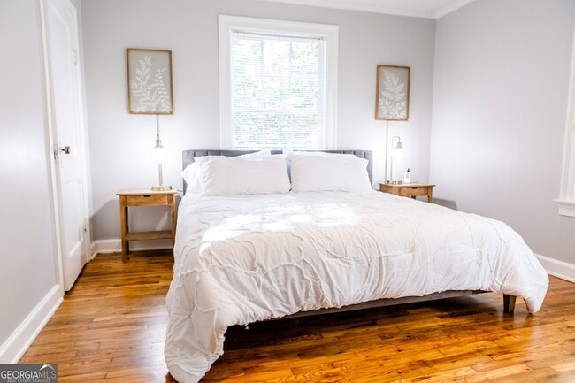 Building Photo - 111 E Screven St