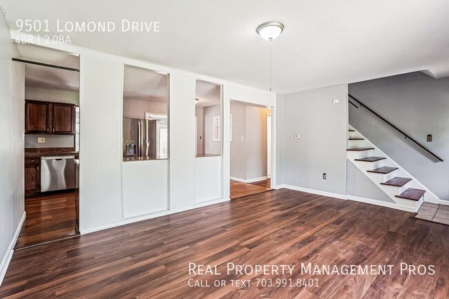 Building Photo - 9501 Lomond Dr