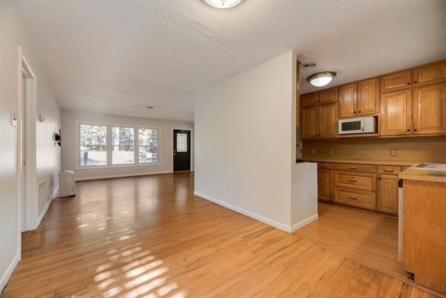 Building Photo - 2217 Glenwood Ln