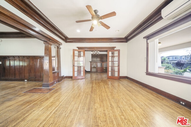 Building Photo - 1417 12th Ave