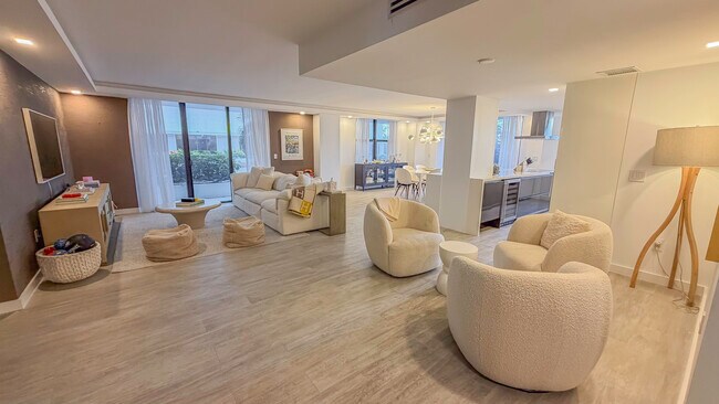 Building Photo - 9801 Collins Ave