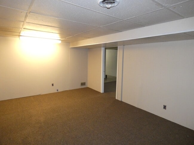 Building Photo - 6504 NW Blair Rd