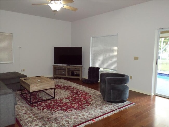 Building Photo - 19407 Sandy Springs Cir