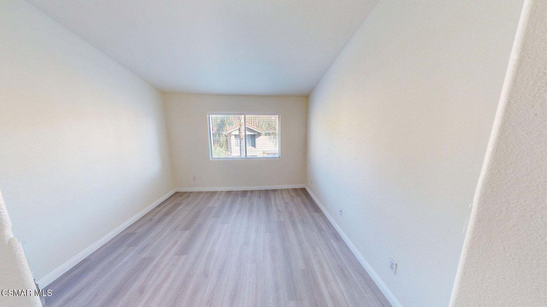 Building Photo - 4862 Martona Dr