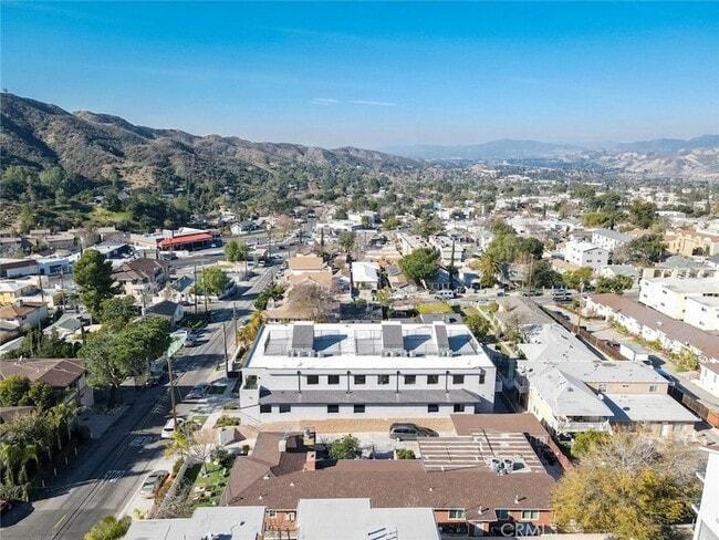 Building Photo - 7341 Valmont St