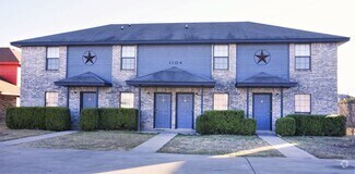 Building Photo - 1104 Leslie Cir